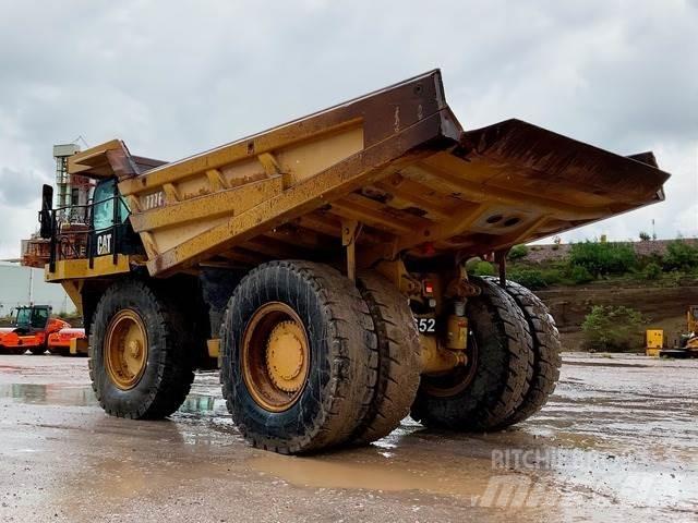 CAT 777F Дъмпери/моторни превозни средства