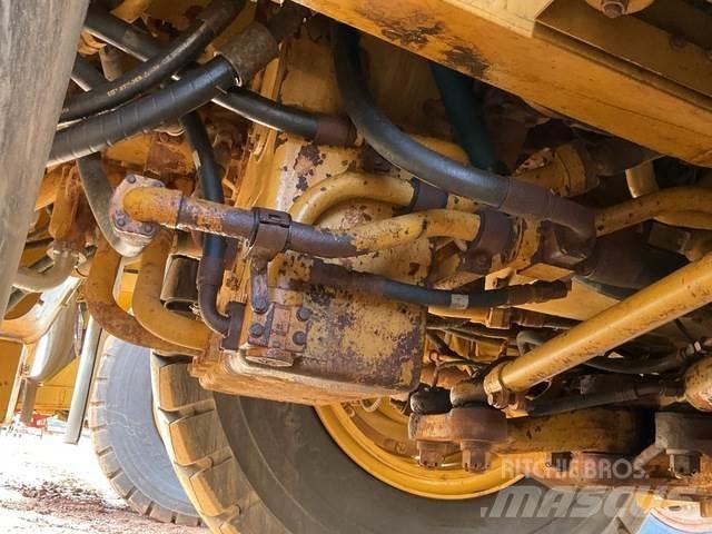CAT 777G Дъмпери/моторни превозни средства