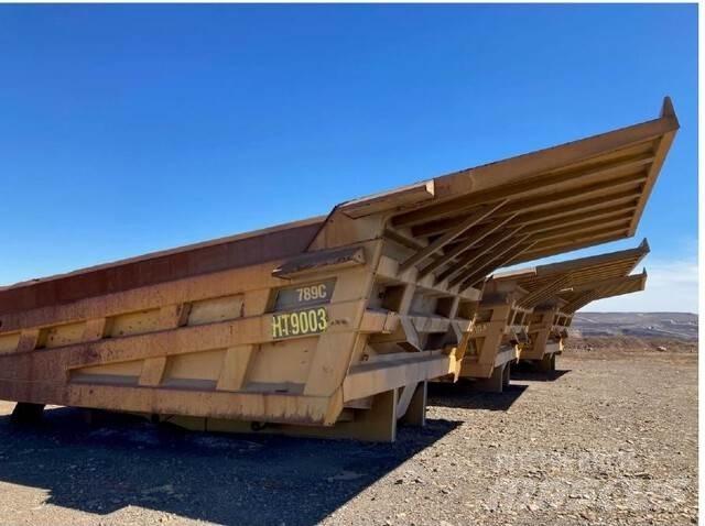 CAT 789C Фургони
