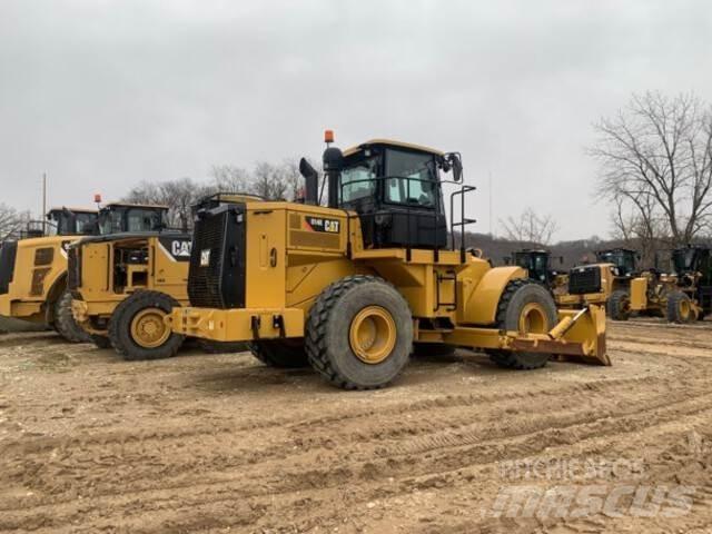CAT 814K Колесни булдозери
