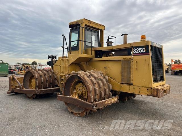 CAT 825C Уплътнители за почва
