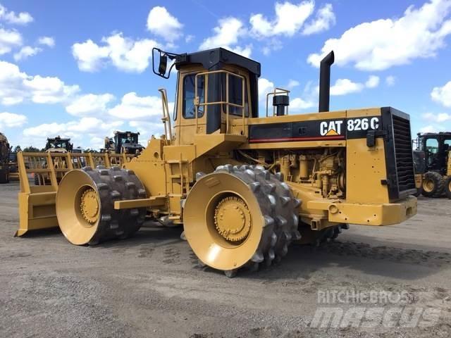 CAT 826C Уплътнители за почва
