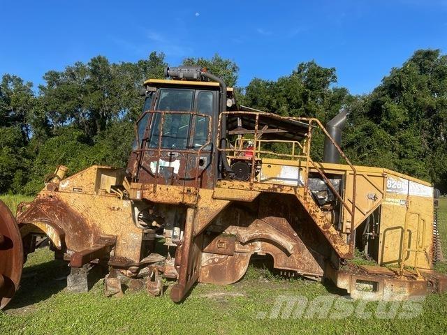 CAT 826G Уплътнители за почва
