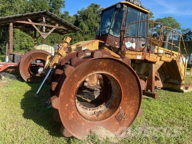 CAT 826G Уплътнители за почва
