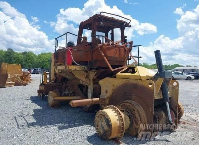 CAT 826K Уплътнители за почва
