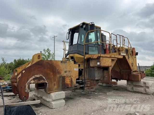 CAT 836G Уплътнители за почва

