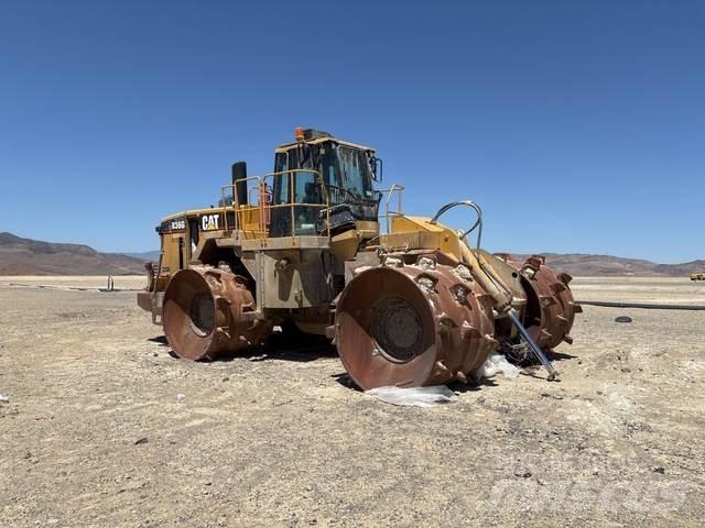 CAT 836G Уплътнители за почва

