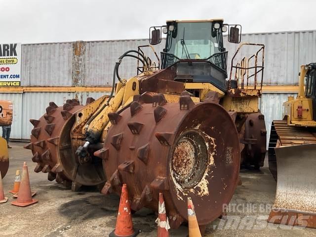CAT 836G Уплътнители за почва

