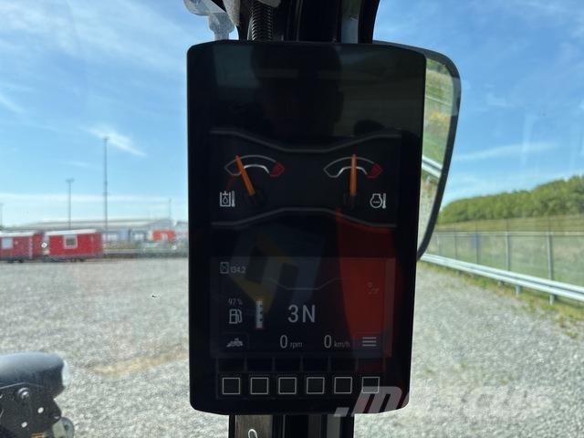CAT 906 Колесни товарачи
