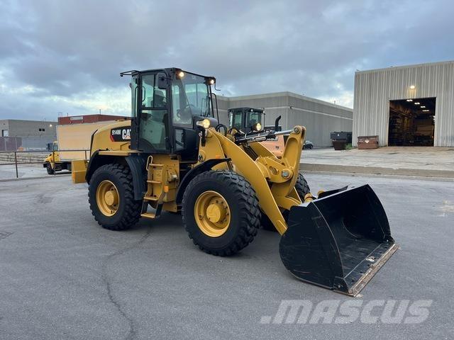 CAT 914M Колесни товарачи
