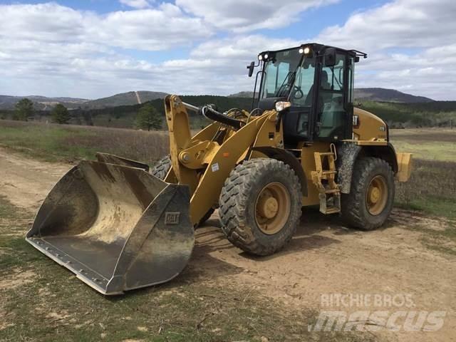 CAT 920 Колесни товарачи