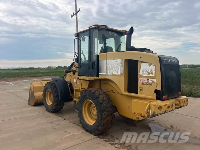 CAT 924G Колесни товарачи