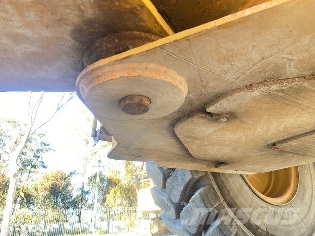 CAT 924H Колесни товарачи