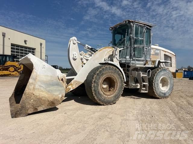 CAT 926M Колесни товарачи