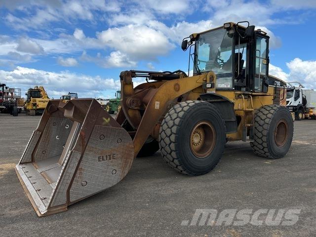 CAT 928G Колесни товарачи