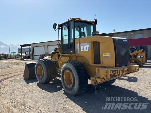 CAT 930G Колесни товарачи
