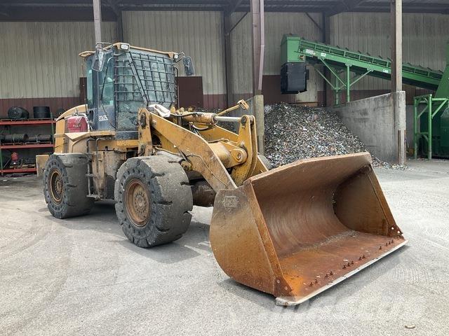 CAT 938H Колесни товарачи