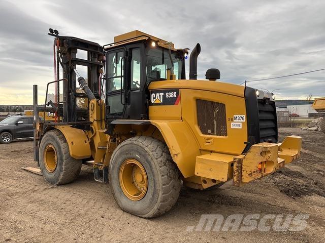 CAT 938K Камиони за херавни местности