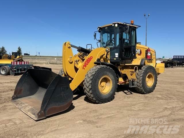 CAT 938M Колесни товарачи