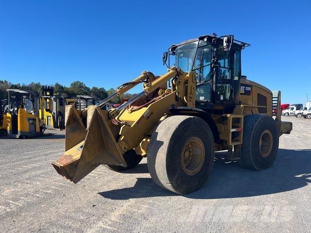 CAT 938M Колесни товарачи