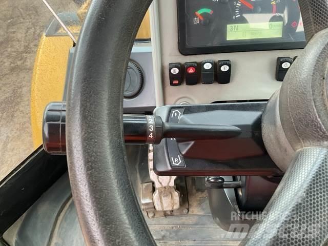CAT 950GC Колесни товарачи