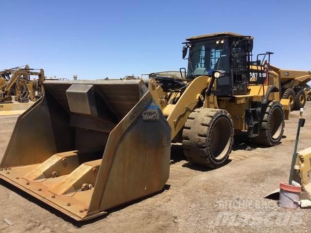 CAT 950M Колесни товарачи