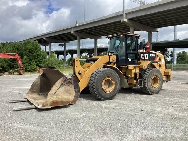 CAT 950M Колесни товарачи