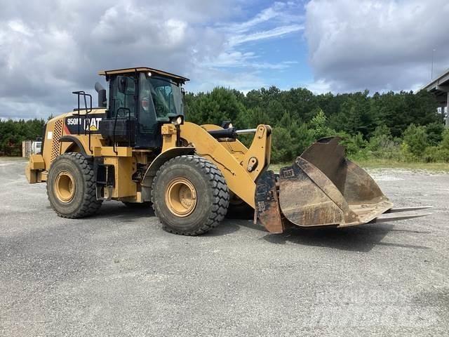 CAT 950M Колесни товарачи