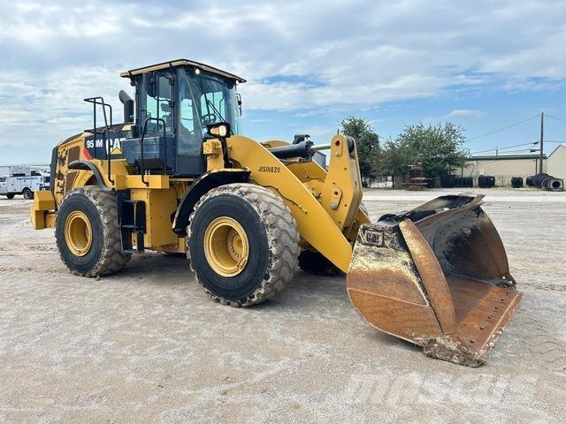 CAT 950M Колесни товарачи