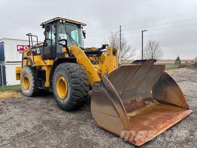 CAT 950M Колесни товарачи