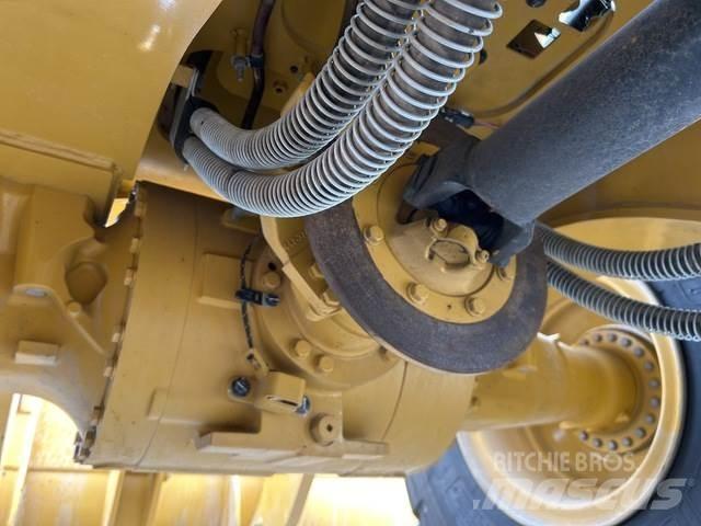 CAT 950MZ Колесни товарачи