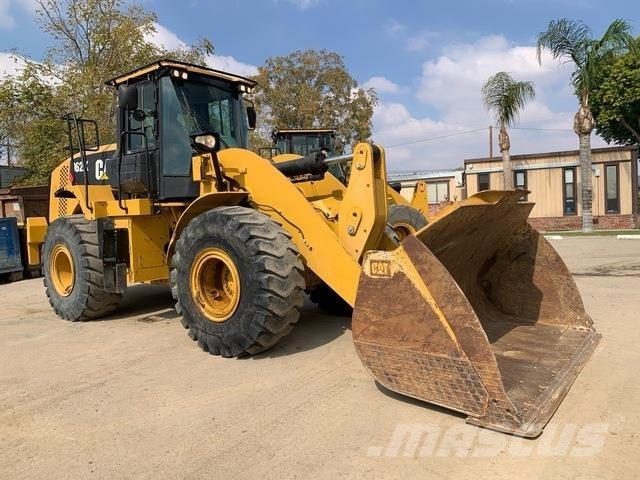CAT 962K Колесни товарачи