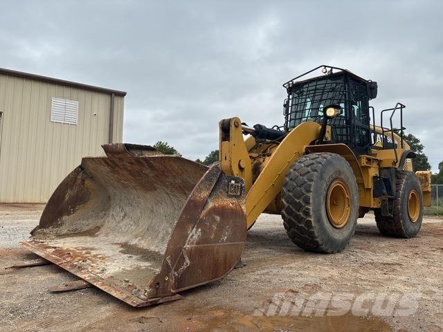 CAT 962M Колесни товарачи