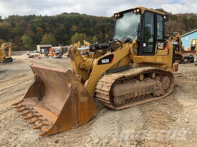 CAT 963D Верижен товарач
