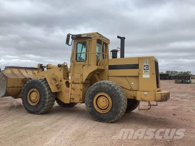 CAT 966D Колесни товарачи