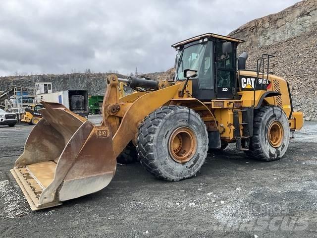 CAT 966K Колесни товарачи