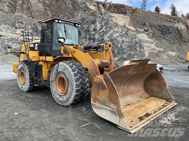 CAT 966K Колесни товарачи