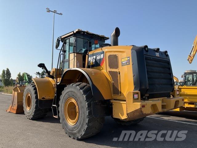 CAT 966M Колесни товарачи