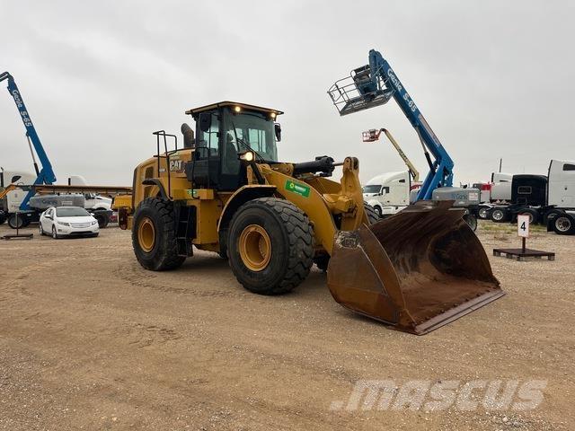 CAT 966M Колесни товарачи