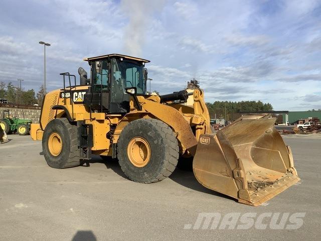 CAT 966M Колесни товарачи