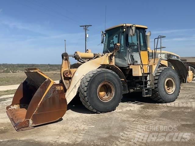 CAT 972G Колесни товарачи