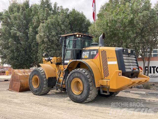 CAT 972K Колесни товарачи
