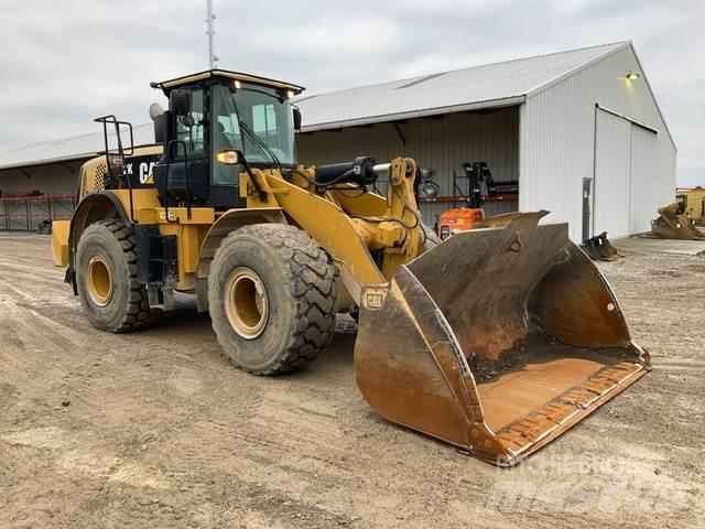 CAT 972K Колесни товарачи