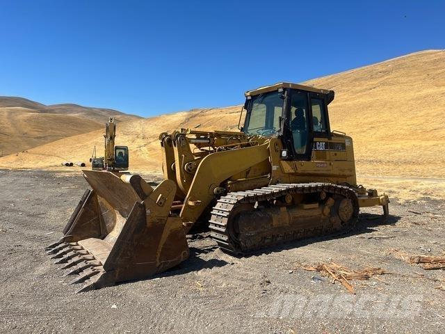 CAT 973C Верижен товарач