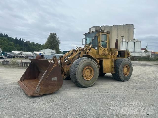 CAT 980B Колесни товарачи