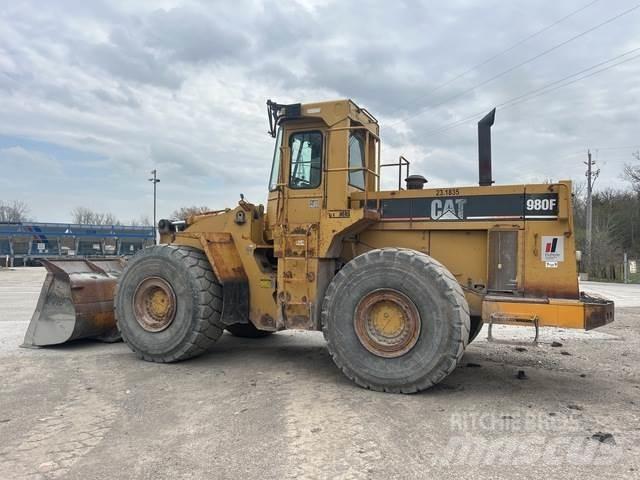 CAT 980F Колесни товарачи