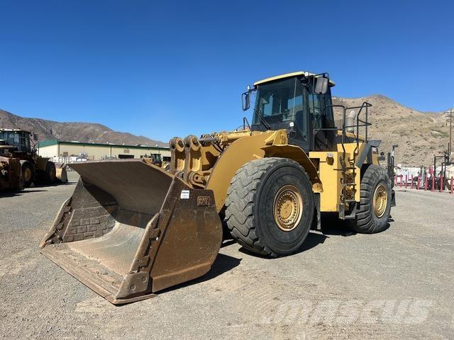 CAT 980G Колесни товарачи