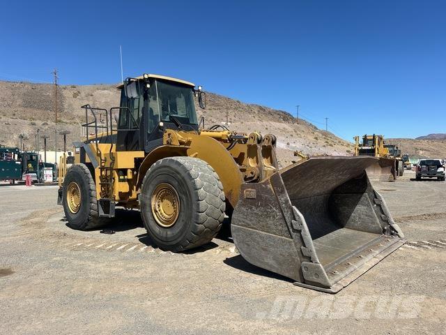 CAT 980G Колесни товарачи