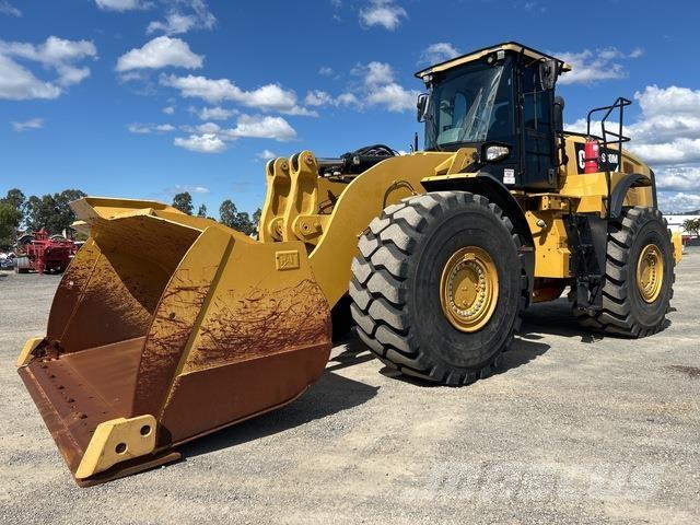 CAT 980M Колесни товарачи