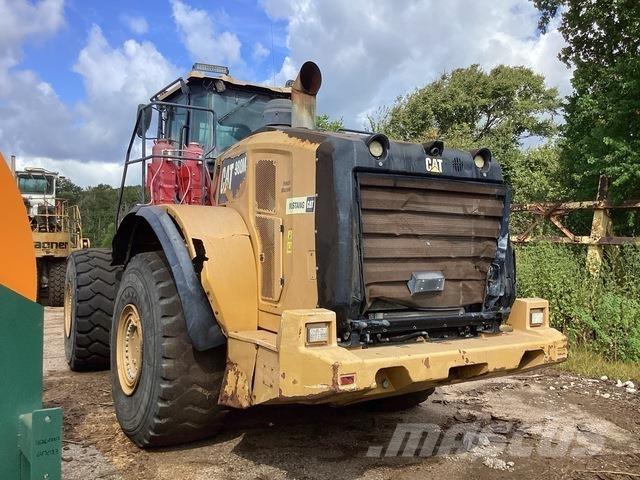 CAT 980M Колесни товарачи